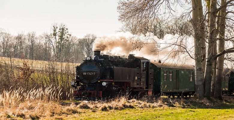 the-steam-engine:-powering-the-industrial-era