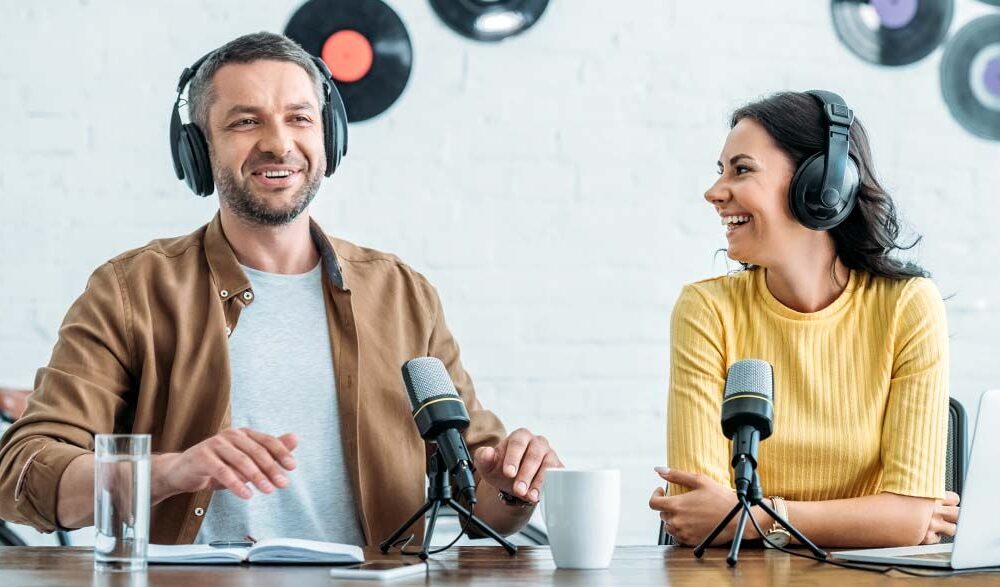 why-2025-is-the-best-time-to-start-a-podcast